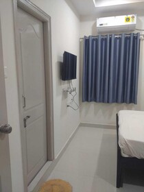 Iroomz  MSR Guest Rooms