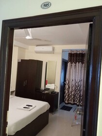 Iroomz Way Inn