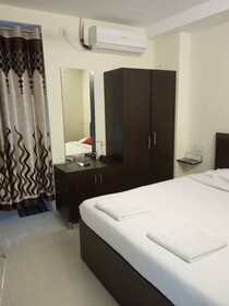 Iroomz Way Inn