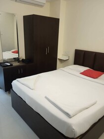 Iroomz Way Inn