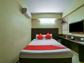 Kanha Grand By OYO Rooms