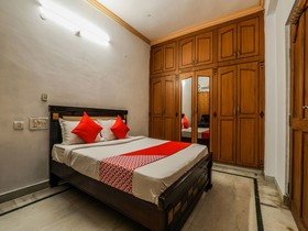 Krupa Service Apartment by OYO Rooms