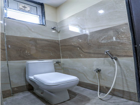 Loya Legend by OYO Rooms