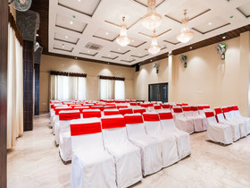 Loya Legend by OYO Rooms