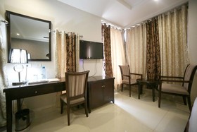 Majestica Inn