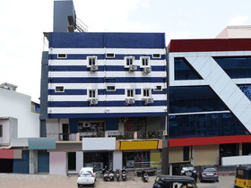 Mak Residency By OYO Rooms