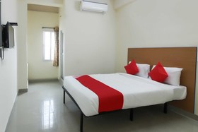 M & M Rooms by OYO Rooms