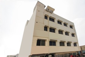 M & M Rooms by OYO Rooms