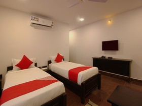 Midas Abodes by OYO Rooms