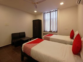Midas Abodes by OYO Rooms