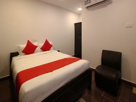 Midas Abodes by OYO Rooms