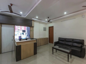 Mishra Residency By OYO Rooms