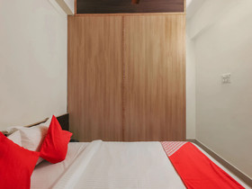 Mishra Residency By OYO Rooms