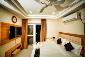M Square Hotel