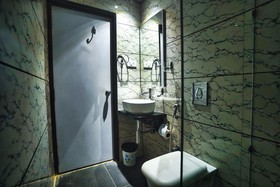 M Square Hotel