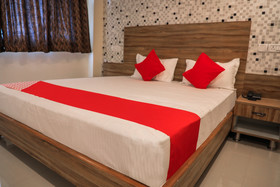 Navvada Regency By OYO Rooms