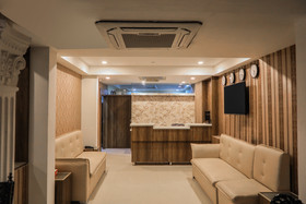 Navvada Regency By OYO Rooms