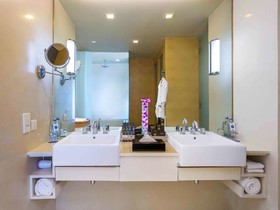Novotel Hyderabad Airport