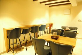 Oak Business Hotel
