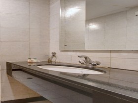 Hotel Golden Park by OYO