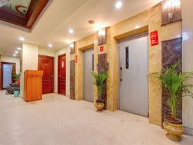 Hotel Golden Park by OYO