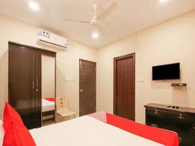 OYO 14266 Flagship Serilingampally