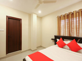 OYO 14266 Flagship Serilingampally