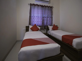 OYO 14348 Flagship Apollo Hospital