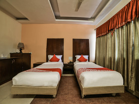 Hotel Holly Hock by OYO Rooms