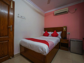 OYO 18310 Adda