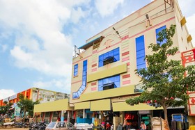 OYO 18510 Hotel Sri Venkateshwara