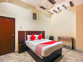 Hotel Pearl City by OYO Rooms