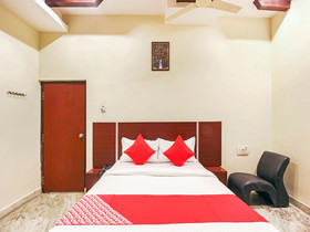 Hotel Pearl City by OYO Rooms