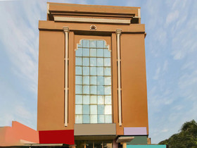 Hotel Pearl City by OYO Rooms