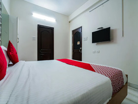 OYO 22423 Taj Villa Guest House