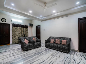 OYO 22423 Taj Villa Guest House