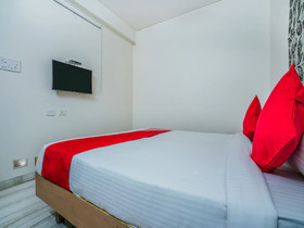 OYO 22423 Taj Villa Guest House