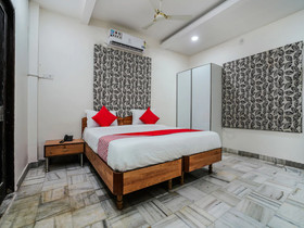 OYO 22423 Taj Villa Guest House