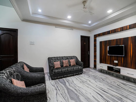 OYO 22423 Taj Villa Guest House