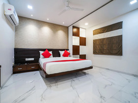 OYO 22423 Taj Villa Guest House