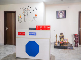 OYO 22445 Lakshmi Residency