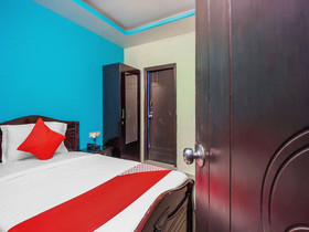 OYO 23237 Aishwarya Grand