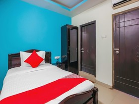 OYO 23237 Aishwarya Grand