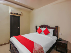 OYO 23237 Aishwarya Grand