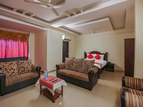 OYO 23237 Aishwarya Grand