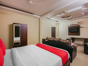 OYO 23237 Aishwarya Grand