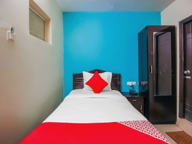 OYO 23237 Aishwarya Grand