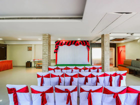 OYO 23237 Aishwarya Grand