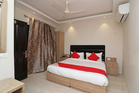 Hotel Shyam by OYO Rooms