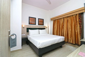 OYO 24039 SilverKey PadmaSri Gachibowli